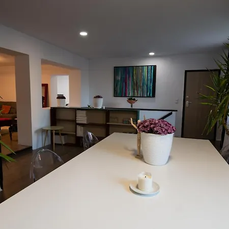 Villa Leisure And Business Crib